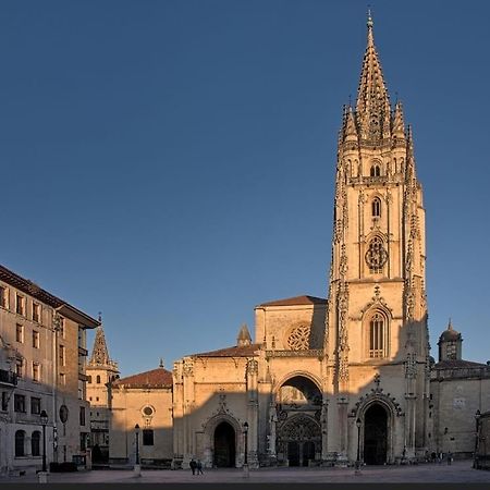 Alojamiento Oviedo 2 Con Parking 外观 照片