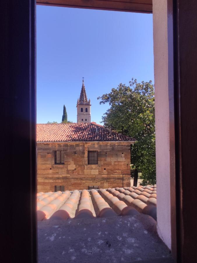 Alojamiento Oviedo 2 Con Parking 外观 照片